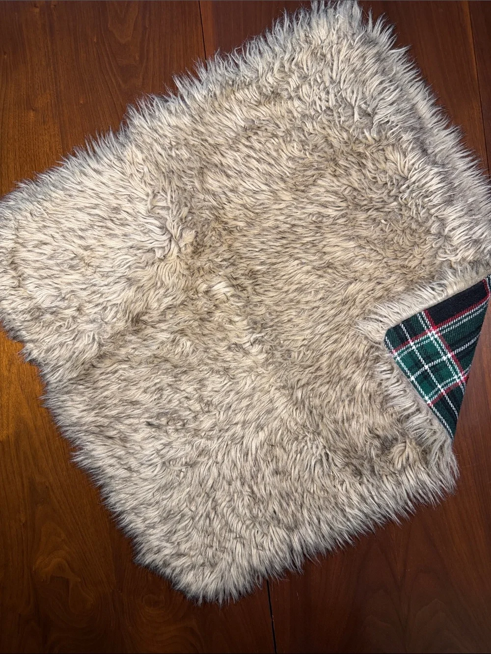Pottery Barn Red and Green Plaid Holiday Throw Pillows COVERS 20” x 20”